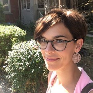 Meet your Posher, Julie